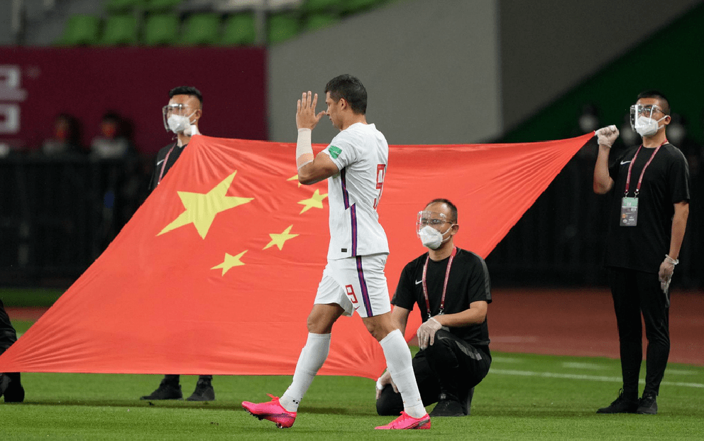 开元棋牌-关于清晨浙江队调整名单以备德甲；造点机会环节打磨；质疑声仍在；赛季目标并未改变的信息