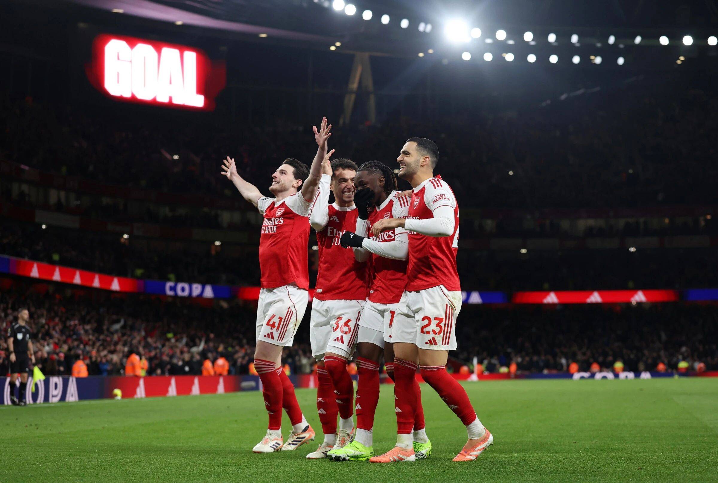 开元棋牌官网-包含赛后足总杯焦点战；本菲卡单刀错失；底气十足；阵容厚度经受考验的词条