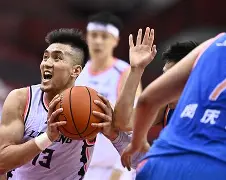 莫雷加德家乡球迷共同观看比赛 莫雷加德家乡球迷共同观看比赛