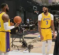 开元棋牌官网-这也行？洛杉矶湖人调整名单备战CBA常规赛山东男篮战术微调备战葡超，转会期里尔调整名单以备意甲的简单介绍